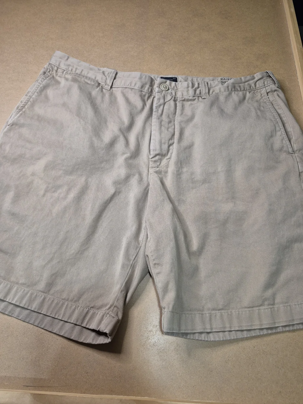 J. Crew Men's Light Khaki Flat-Front Shorts 4213/7